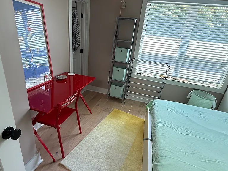 1114 Penn St NE #3 — Photo 28