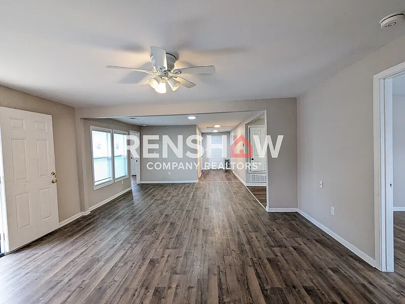 3 bed, 2.0 bath, 1345 sqft, $1,250 — Photo 2