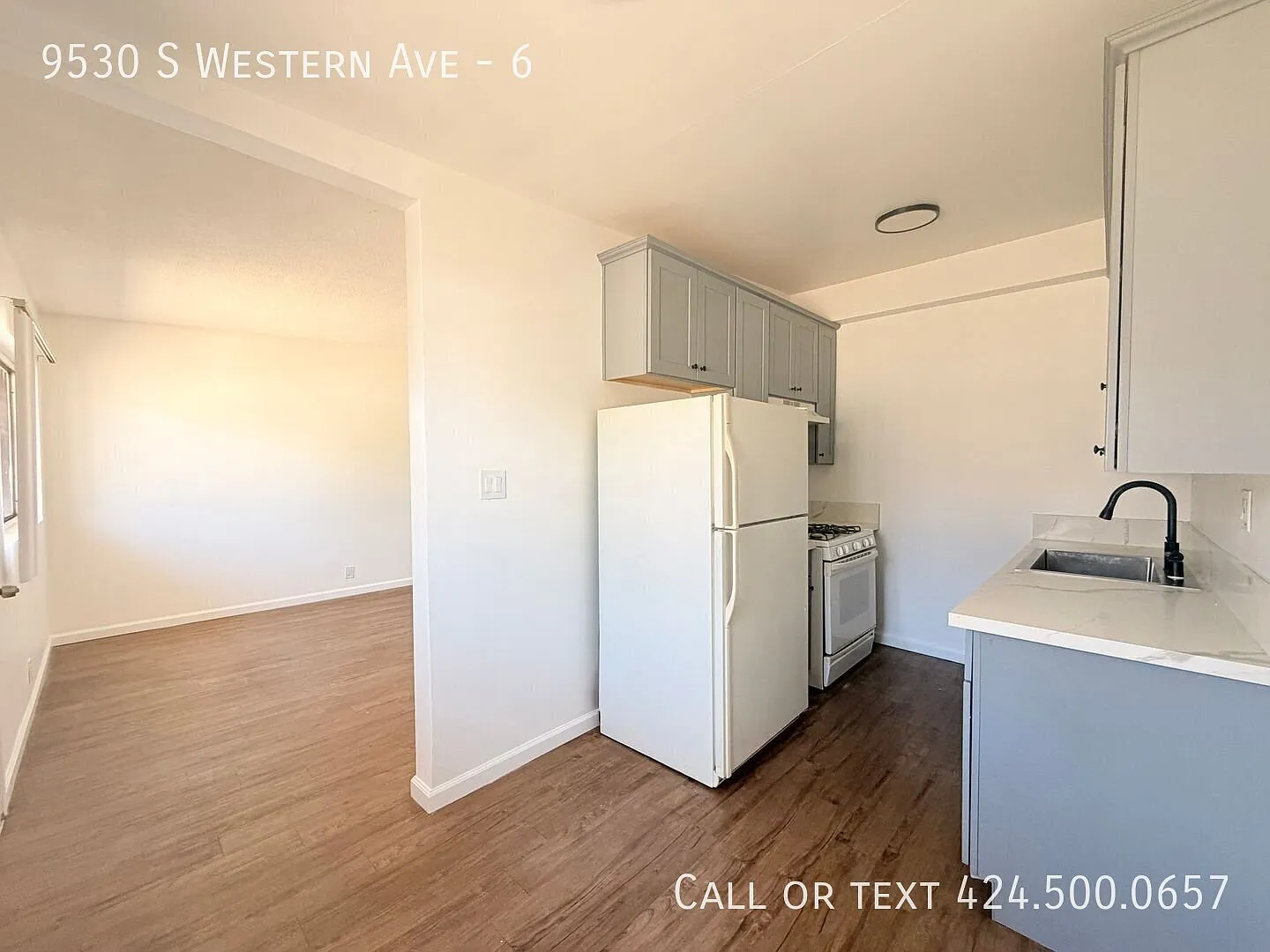 1BD/1BA with A/C & Dishwasher 9530 S Western Ave — Photo 3