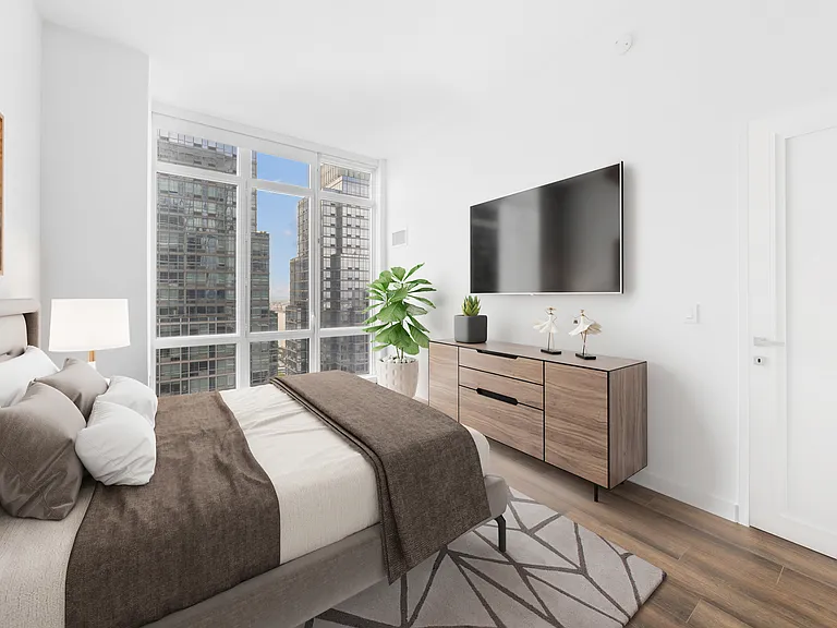 605 W 42nd St #58J — Photo 2
