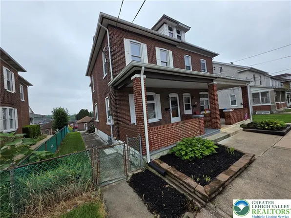 462 E 10th St, Northampton, PA 18067