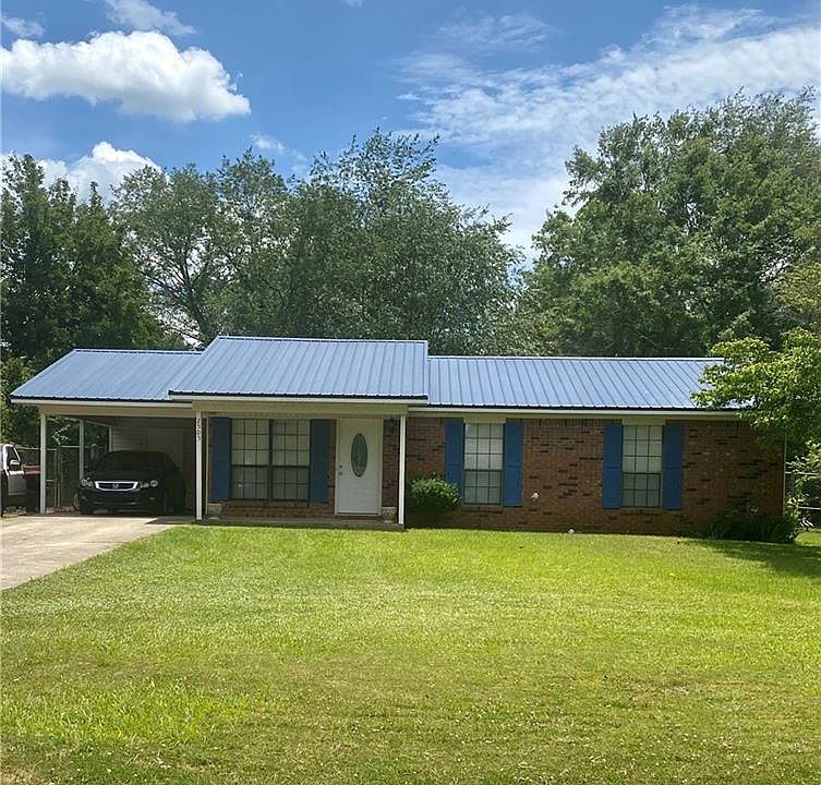 1st image of 2505 Deerfield Ln