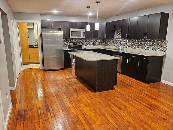 3rd image of 380 Sunset Ave APT 5