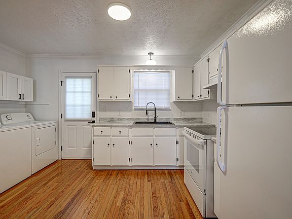 2nd image of 5610 Obrien Ave #B
