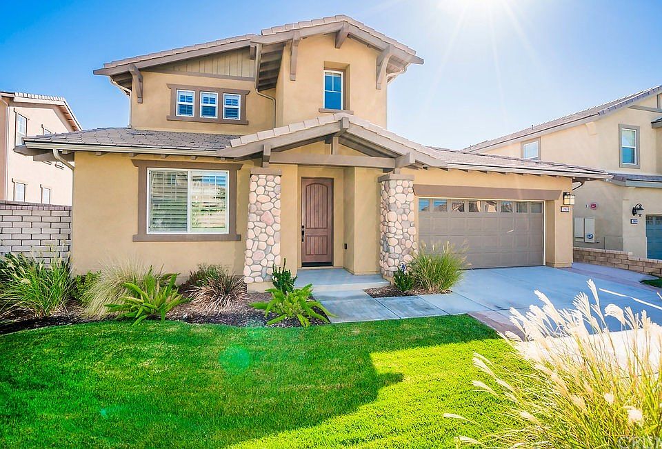 1st image of 28628 Iron Village Dr