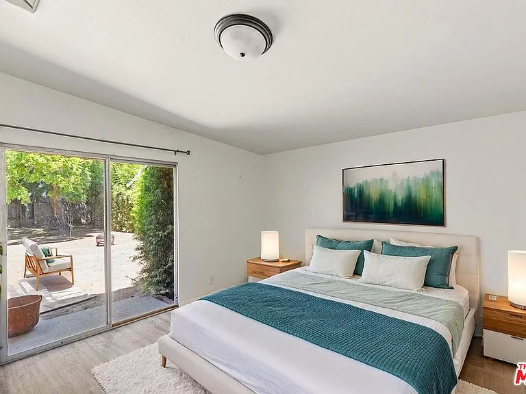 Side Bedroom
