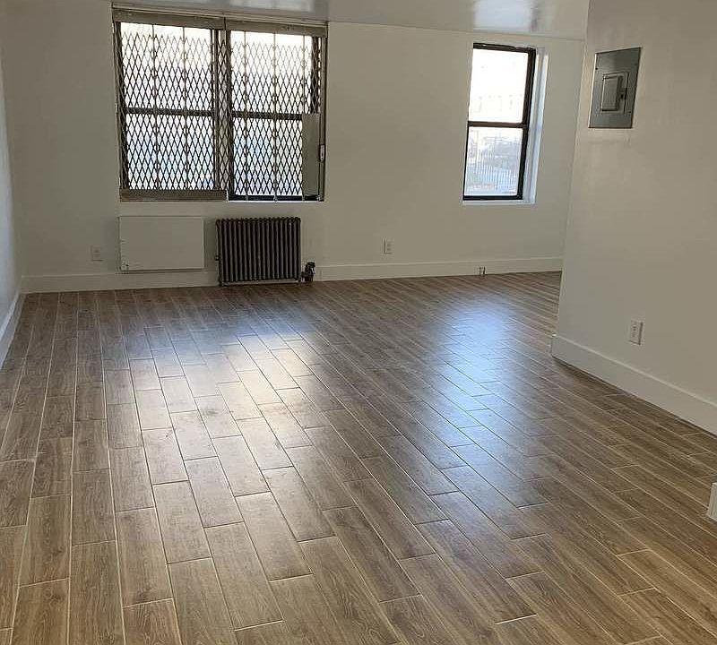 1st image of 490 New York Ave APT 1F