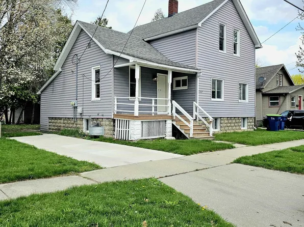 1307 18th St, Bay City, MI 48708