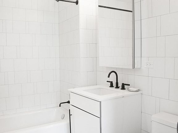 4th image of 180 Nassau St APT 2L