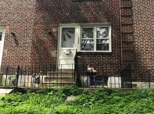 588 Snowden Rd, Upper Darby, PA 19082