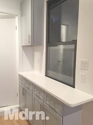 Rented by Mdrn Residential | media 6