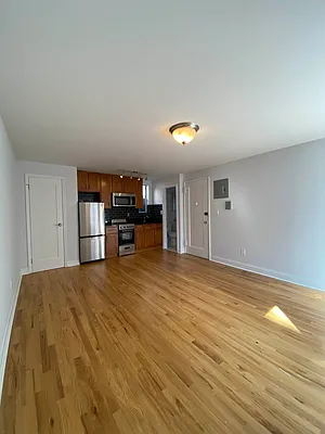 Rented by Waverly Realty Associates | media 23