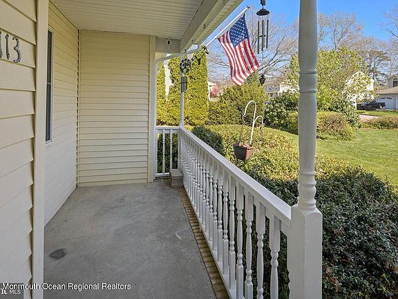 5th image of 113 Captain Rd