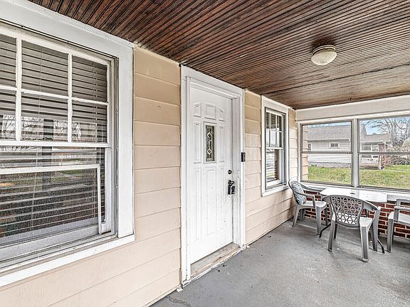 4th image of 1103 N Linwood Ave