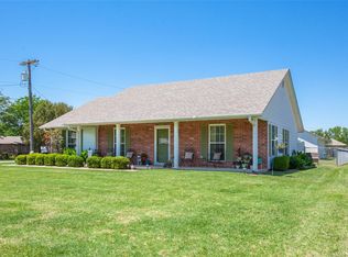 1021 W Oak St, Stroud, OK 74079