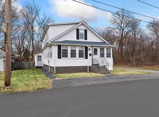 12 Phillips St, North Attleboro, MA 02760