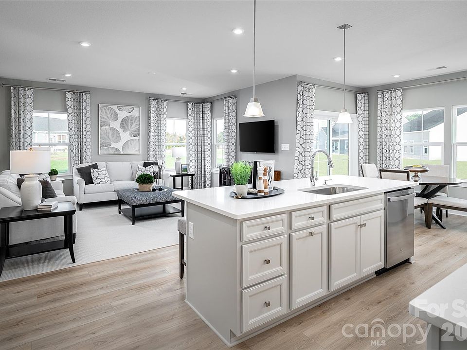 1st image of 1007 Heathway Dr