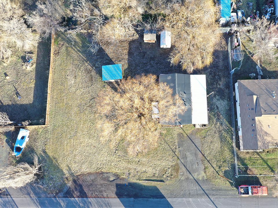 1st image of 1075 NW 10th St