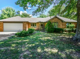 2400 S 6th Ave, Ozark, MO 65721