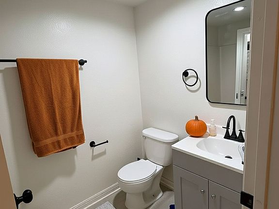 3rd image of 228 Pisgah Dr #4