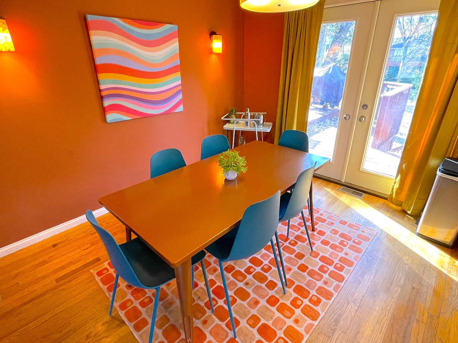 4 bed, 1900 sqft, $3,400 — Photo 3