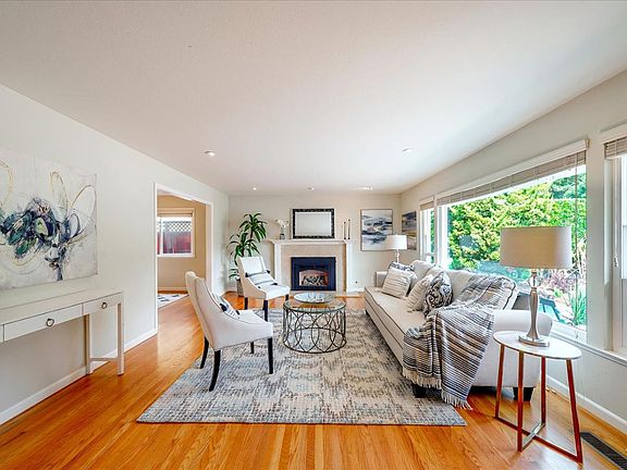 3rd image of 1453 Woodberry Ave