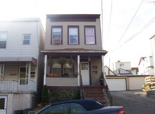 38 4th St, New Rochelle, NY 10801