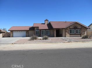 13563 Ivanpah Rd, Apple Valley, CA 92308