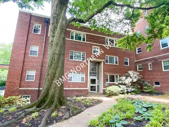 1307 N Ode St APT 402, Arlington, VA 22209
