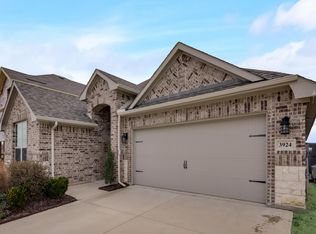 3924 Madison Ln, Denton, TX 76208