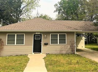 509 E Lee St, Nevada, MO 64772