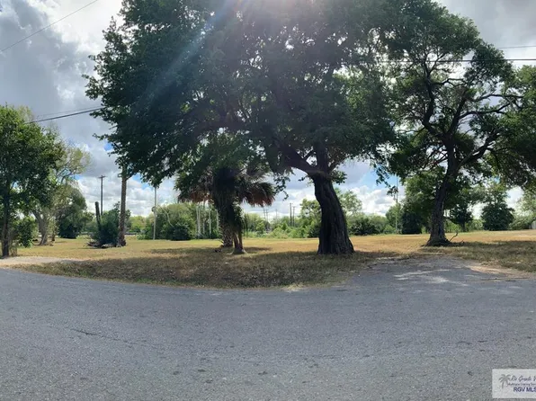 3106 Smith Rd, Brownsville, TX 78526