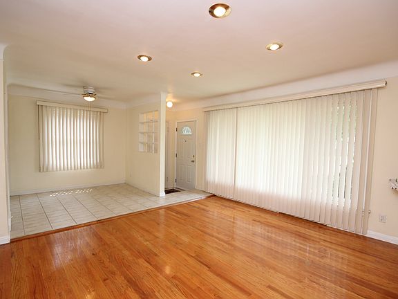2nd image of 13140 Irvine Blvd