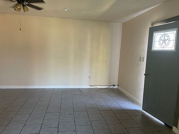 2nd image of 610 Novella Ave #A