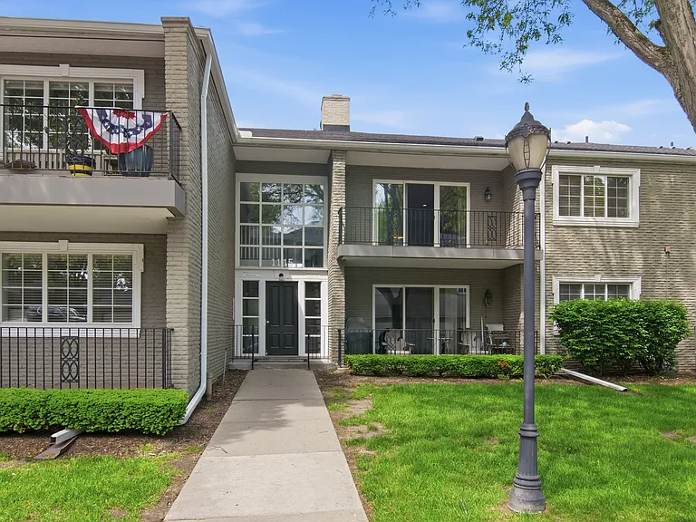 1115 N Old Woodward Ave #58 — Photo 1