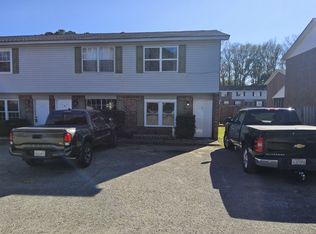 519 Parkdale Dr APT L, Charleston, SC 29414