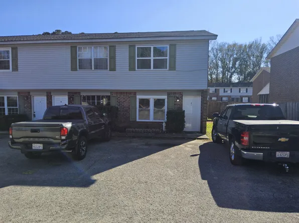 519 Parkdale Dr APT L, Charleston, SC 29414