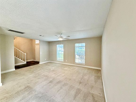 4th image of 16006 Maple Acres Ct