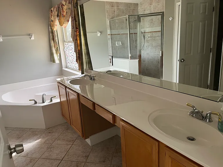 6623 Lake Pembroke Pl — Photo 13