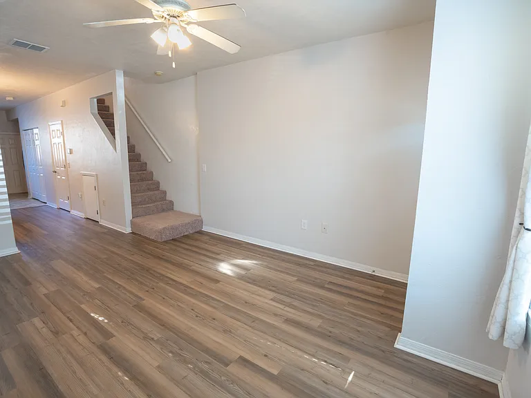 3901 SW 20th Ave #205 — Photo 8
