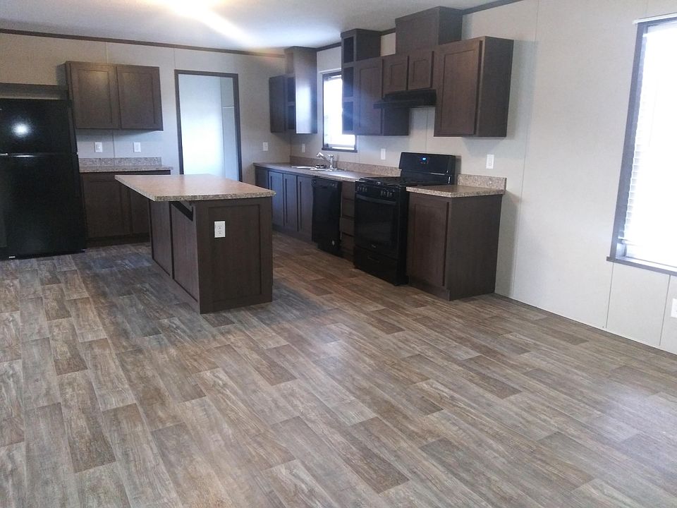 1st image of 459 Hampshire Dr