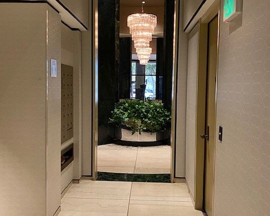 4th image of 10750 Wilshire Blvd APT 103