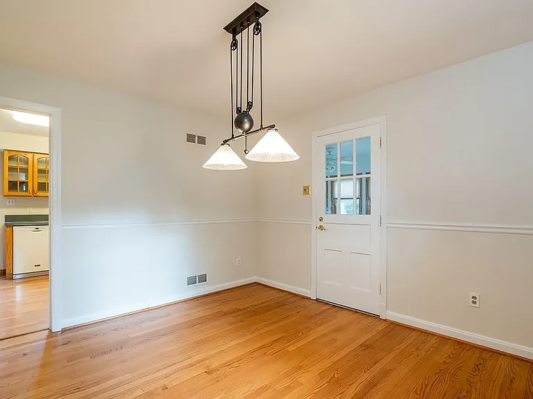 6400 Ruffin Rd — Photo 11