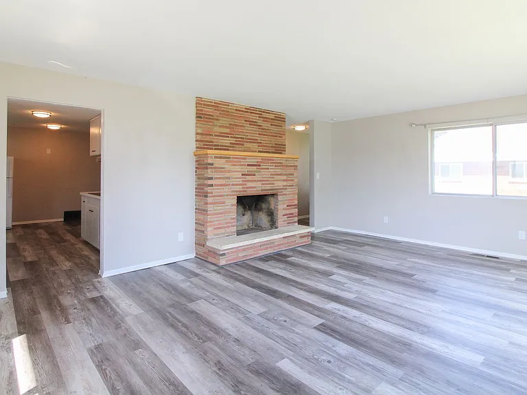 1500 Woodbury St — Photo 9