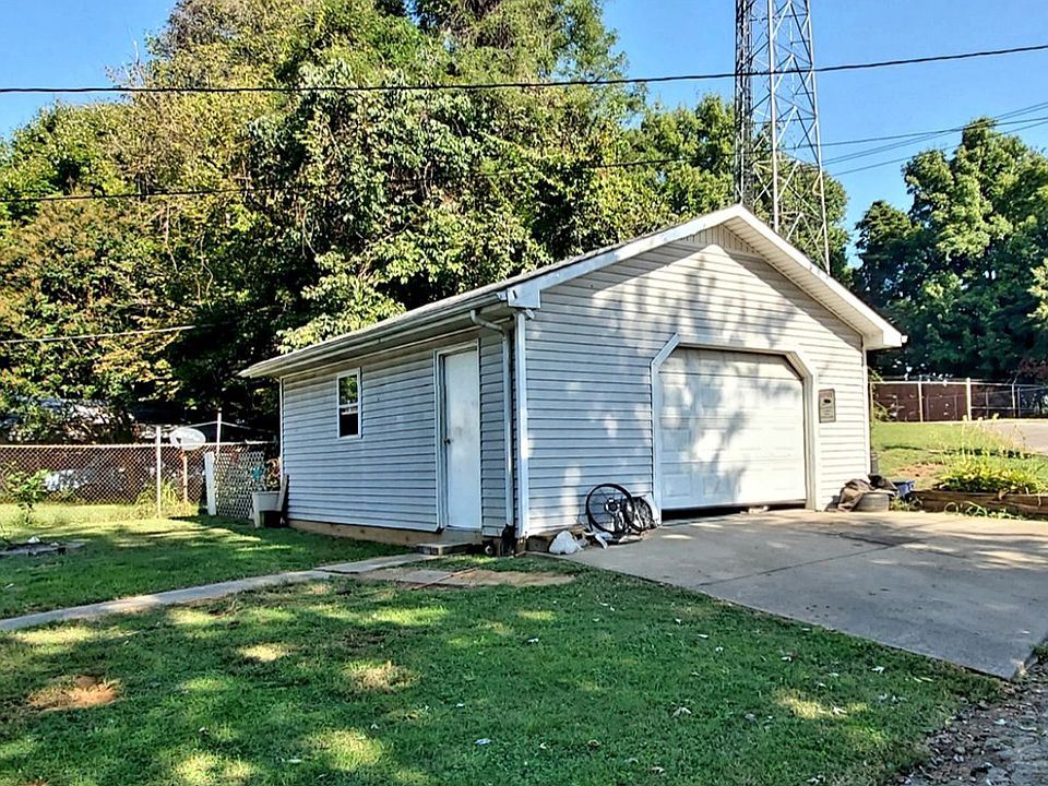2nd image of 1535 Norris Ave