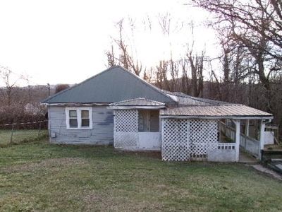 202 Noble St, Oak Hill, WV, 25901