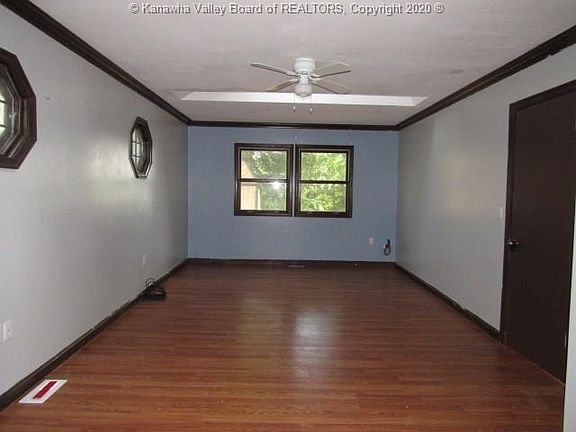 4th image of 1306 Camden Dr