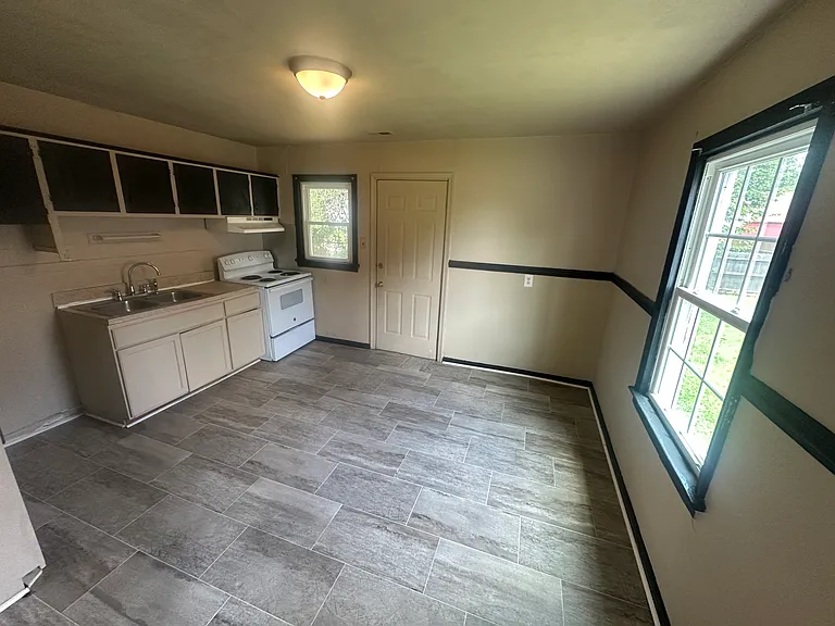 3 Huffman Dr — Photo 2