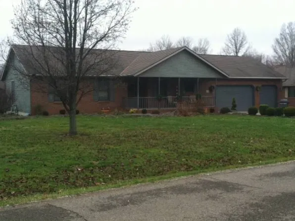 645 Lake Shore Dr W, Hebron, OH 43025