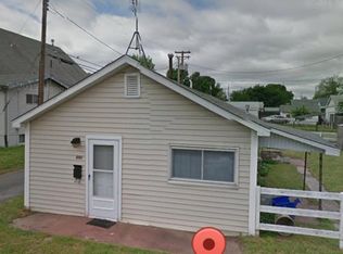 890 State St, Wood River, IL 62095